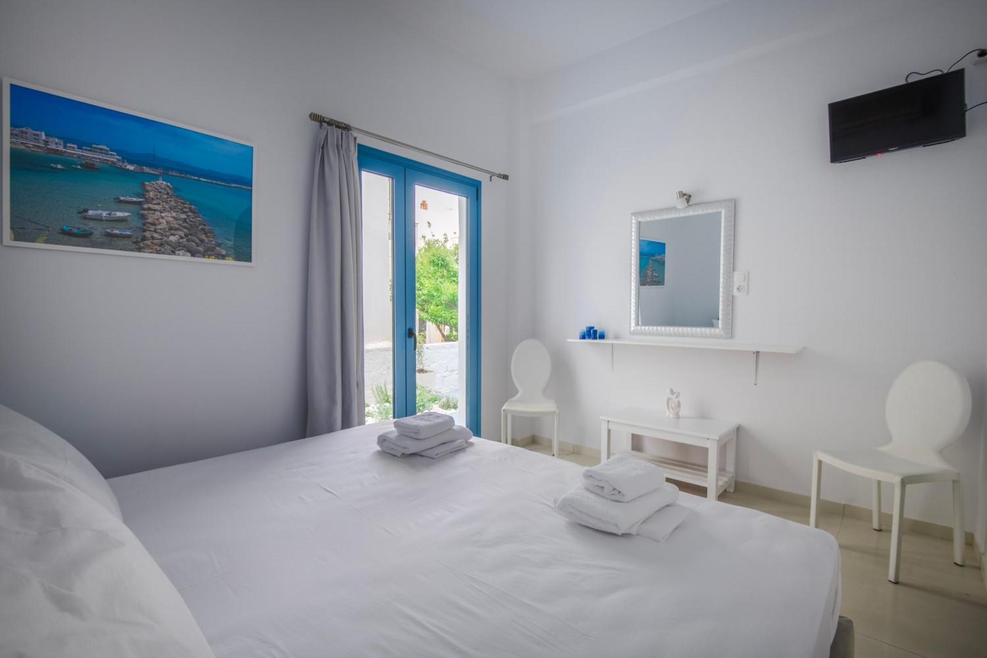 Porto Bello Di Paros Exteriör bild
